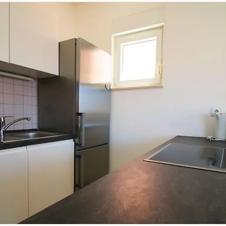 Marit Apartment Primosten
